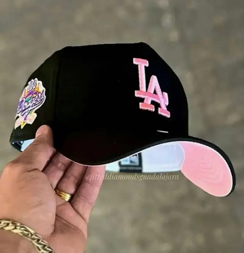 New Era 9FORTY 9FIFTY New York Yankees pink MLB Cap - Adjustable Classic Baseball Hat New Era 9FORTY 9FIFTY New York Yankees pink MLB Cap - Adjustable Classic Baseball Hat