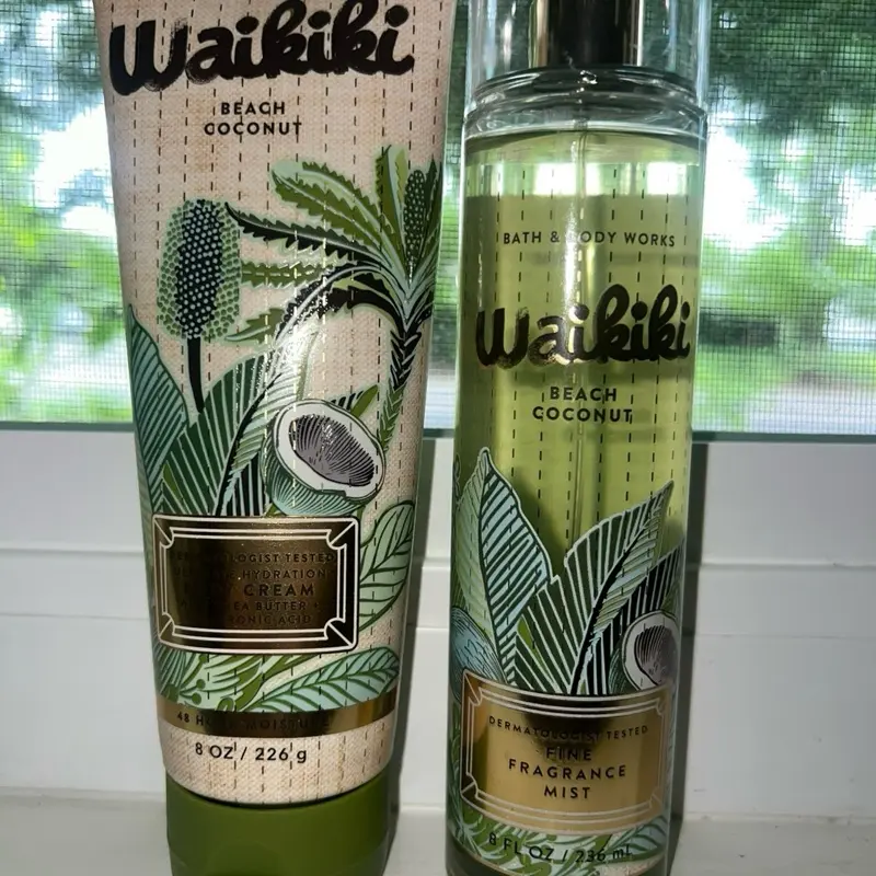 Spray & Lotion Set - Refreshing Scent & Hydration for All Skin Types - Dual-Pack Skincare Solution
