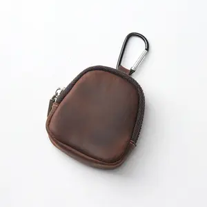 Stylish retro PU leather coin purse, compact zipper coin purse with carabiner, mini keychain coin purse charm, unisex, perfect for Father's Day or other holiday gifts.