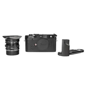 Leica M6 x0.85 Classic 1998 Black with 50mm Voigtlander Nokton Classic II M.C Lens