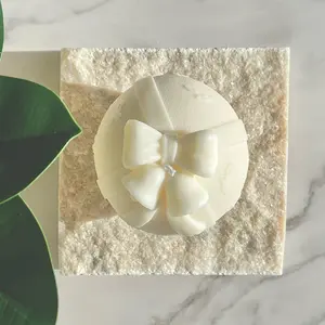 Christmas Ball Candle, , Christmas Gift Candle, Holiday Candles, Handmade Scented Candle, Home Decor, Aesthetic Gift candle.