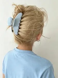New Candy Color Striped Shark Clip Hair Claw, Large Non-Slip Hair Clip for Women, Simple Solid Hair Clip for Thick and Thin Hair, Daily Commute Hair Accessory