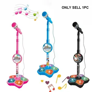 Microphone Toy, Karaoke Machine Toy with Light, Singing Machine Toy, Music Toy for Kids, Birthday Gifts for Girls Boys