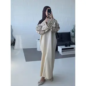 Elegant Kaftan with Intricate Embroidery - V-Neck, Long Sleeve, Flowing Design for Women, Perfect for Casual or Formal Occasions, Casual Wear | V-neck Kaftan | Embroidered Detailing