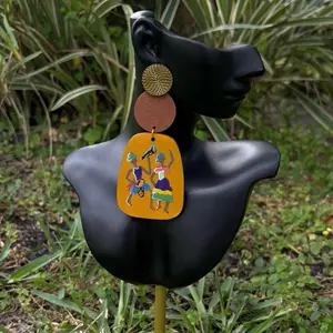 Artisanal earrings
