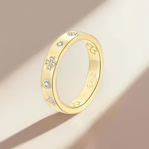Minimalist Clover Dainty Ring with Sparkling Zircon, Perfect Gift for her