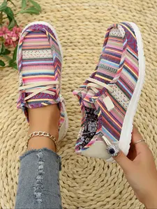 Autumn New Ethnic Style Floral Stripe Patchwork Slip-On Loafers, Lace-Up Flat Round Toe Women's Shoes for Home Office Outdoor Wear Patchwork Walking Shoes