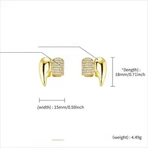 Golden Zirconia Teeth Grillz Full Set, Vampire Aesthetic Fashion Teeth Accessories for Men, Ideal Gift for Halloween Christmas Valentine's Day