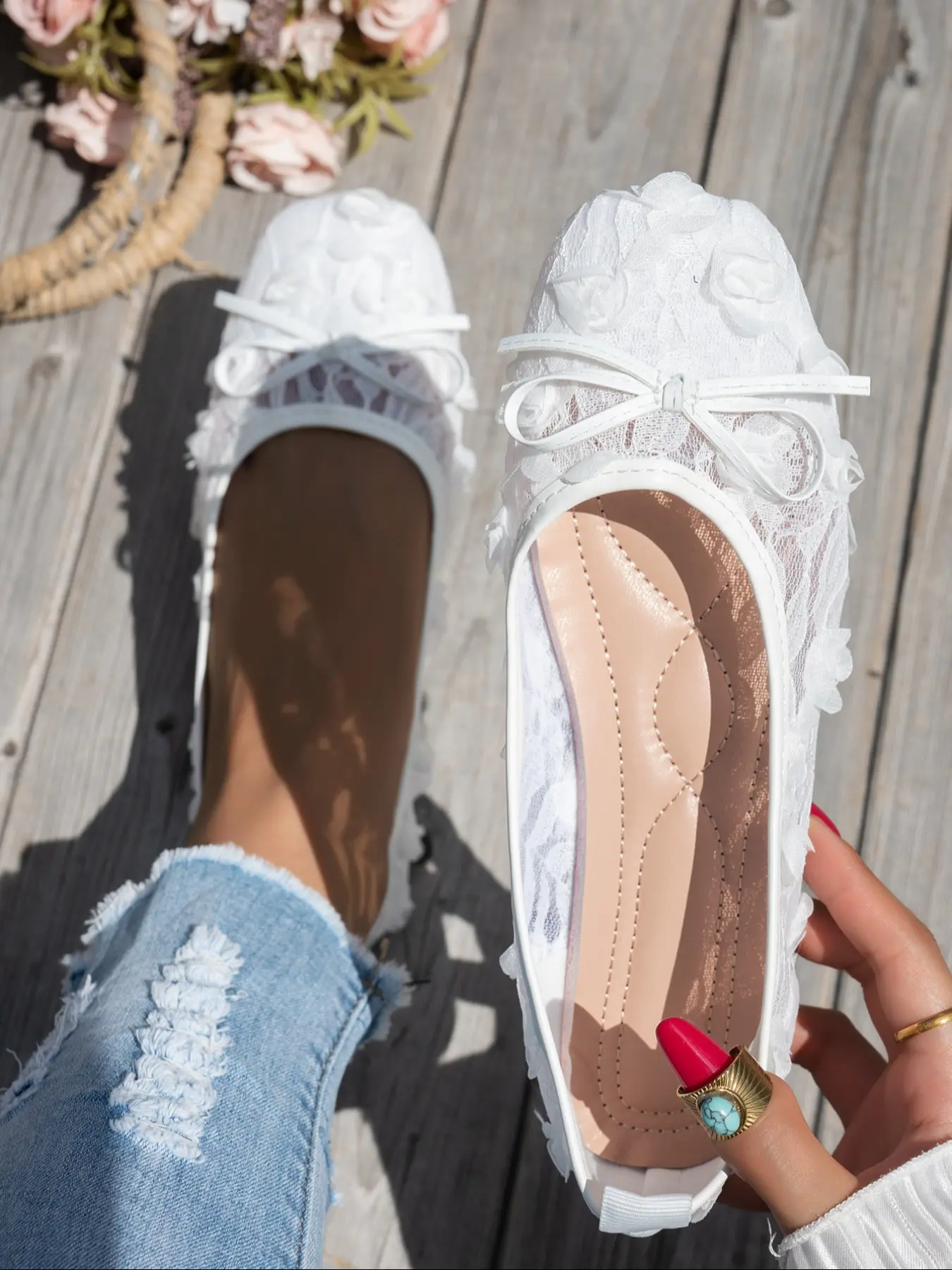 Women's Comfortable Breathable Lace Bow Classic Ballet Flats, Ballerina Flats, Slip On Shoes, Fashion Casual Low Heel Shoes for Daily Wear, Lightweight Ultimate Comfort Footwear