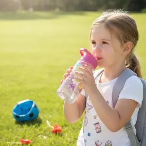 Cute Style Sports Water Bottle 500ML, Reusable Water Bottle, Perfect for Daily Hydration, Durable Design, Ideal Gift for Fitness Enthusiasts