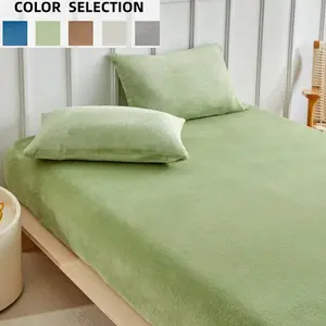 Elegant Comfort Luxuriously Soft 3-Piece Velvet Plush Flannel Fitted Sheet Set - Premium Quality - Cozy Warm, Anti-Static, Non Pilling Fuzzy Velvet Flannel Fleece Deep Pocket Sheet Set - 1 Fitted Sheet And 2 Pillowcases,Christmas Bed Set, Bed Sheets Set