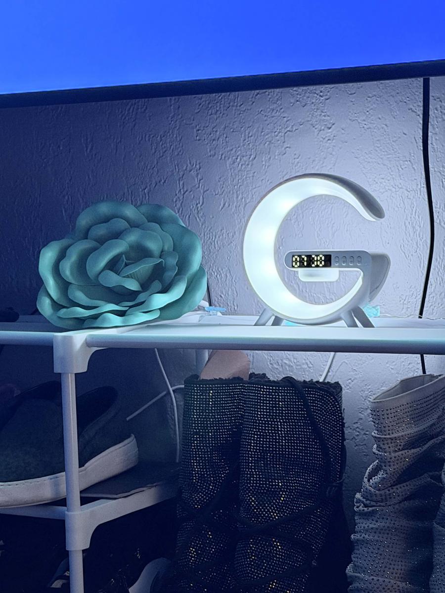 Item: white, one-size