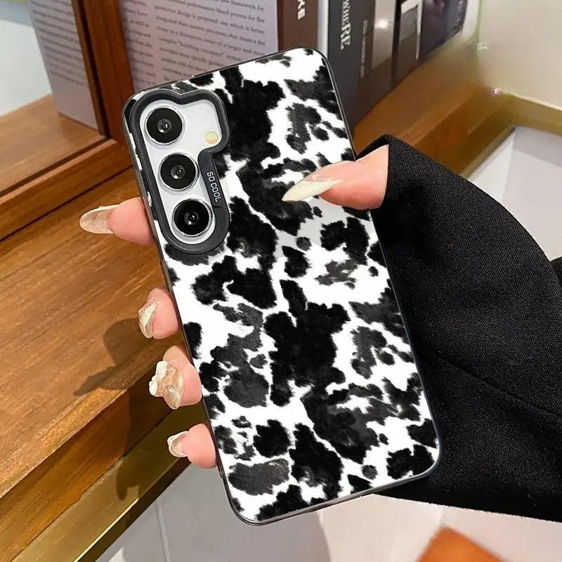 Fashion Black And White Cow Print Patterned Phone Case Compatible with Galaxy S23 Ultra S24 Plus S25 S22+ Shockproof Drop Protection Durable PC Smartphone Cover Cellphone Protective