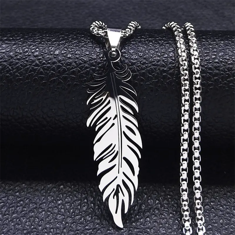 Adults' Stainless Steel Feather Pendant Hip-Hop Neutral Wind Chain & Link Necklace, Ideal for Birthday, Heart-Themed Gifting, Valentine's Day Jewelry Accessories
