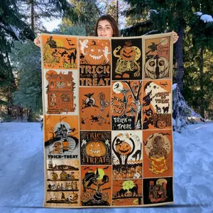 Vintage Pumpkin Spooky Season Halloween Throw Blanket, Retro Jack-o'-lantern Fleece Blanket, Halloween Cottagecore Decor, Halloween Gift Horror Festive