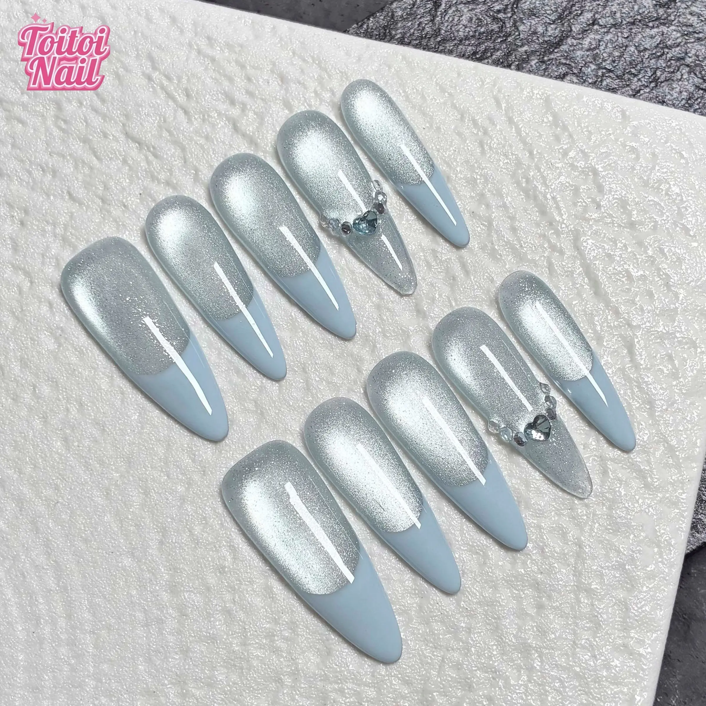 Ice Blue Tip Handmade Press-On Nails, Medium Almond Shape, 10pcs, Ice Blue Design, Ice Blue Cat Eye Base, Light Blue French Tip, Heart Rhinestone Accent, Elegant Rhinestone Decorated, Reusable DIY Nail Kit for Women, Trendy Nails for Spring, Summer