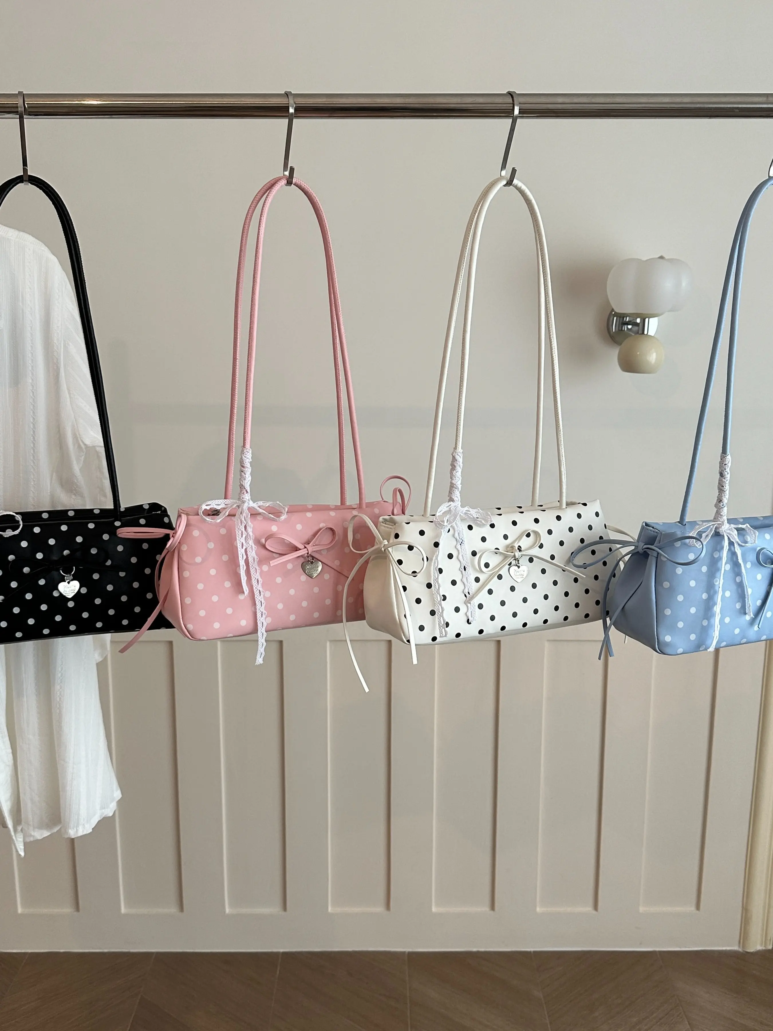 Korean Style Girl Bow Bread Bag, Unique Polka Dot Handbag, Sweet Casual Commute Crossbody Bag, Fashionable Shoulder Bag for Spring Summer, Crossbody Shoulder Purse