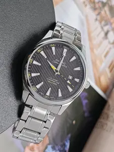 Stainless Steel Business Sports Luxury Men's Watch&Hollow Design, Vertical Textures for Elegance, Practical Date Display&Ideal Lightweight Luxury for Both Business and Casual Wear, Durable Watch, Quartz Watch, Stainless Steel Watches