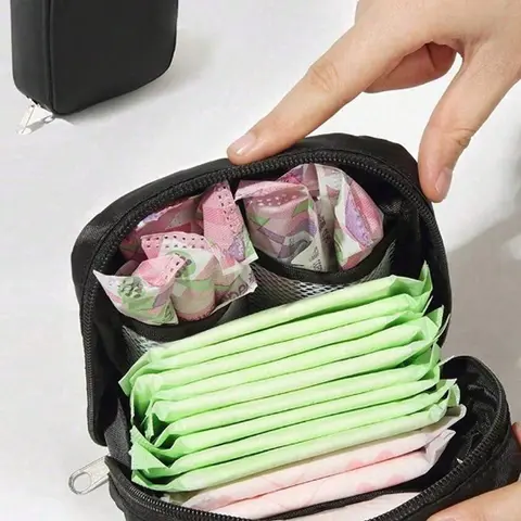 Niche design mini portable sanitary napkin storage bag, travel storage bag, small exquisite light color, suitable for daily commuting, traveling, Zipper pouches for organizing