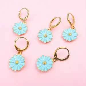 5pcs Open Rings for Yarn Knitting Marking, Thick and Durable, Cute Flower & Mini Daisy Stitch Markers, Sweater Knitting Counters, Knitting and Crochet Supplies, Handmade DIY Knitting Accessories, Stitch Markers for Sweater Patterns, Crochet Supplies, Knit