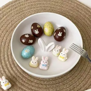 Easter Cute Bunny Ear Ceramic Dessert Plate, 7 Inch Porcelain Breakfast Plate, Creative Home Use Salad Plate, Restaurant Tableware, Festival Party Tableware