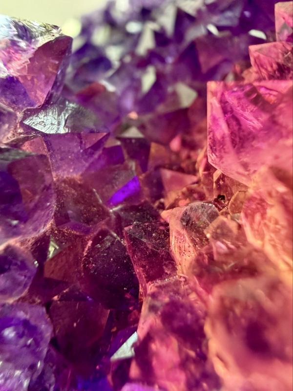 Natural 1kg+ Brazilian Amethyst Geode Cluster - Self-Standing Deep Purple Quartz Specimen (5") crystals for sale