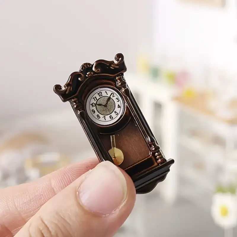 Dollhouse Miniature Clay Food Toy Simulated Model European Vintage Retro Antique Alloy Pendulum Clock Decorative Ornament Christmas Easter New Year Gift Accessory
