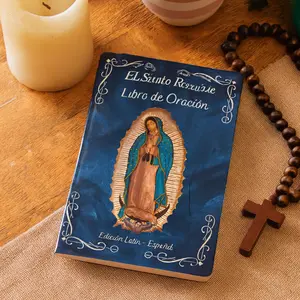 El Santo Rosario Libro de Oración: Una guía completa en Latín y Español | Libro Católico con traducción lado a lado (Spanish Edition) Paperback