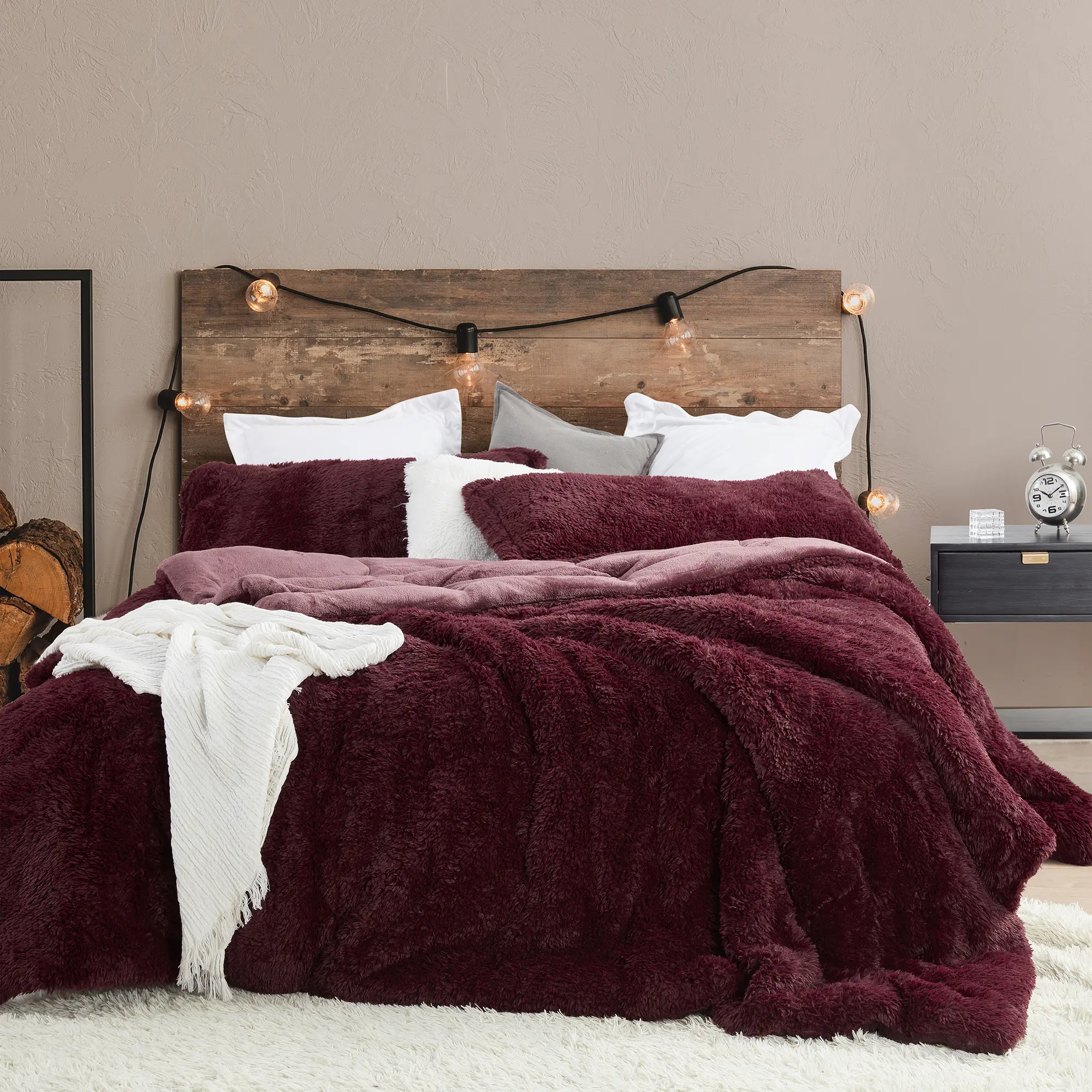 Puts This To Sleep - Coma Inducer Twin XL Comforter Set