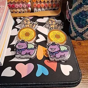 Sunflo Paper Weight Clips for Coloring Books - Durable and Reusable Stationery