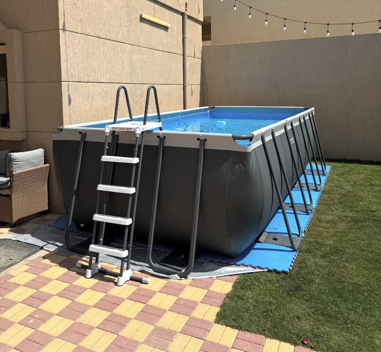 Rectangular INTEX Ultra XTR Frame Above Ground frame pool (Complete pool set)
