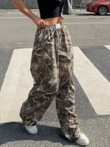 Y2K Realtree Camo Baggy Pants - Elastic Waist Drawstring Loose Wide Leg Streetwear Pants for Women, Womenswear, Vintage Hunting Camouflage Print Casual Trousers for Daily/Streetwear, Lightweight Breathable Non-Cotton Fabric, 90s Grunge Aesthetic Bottom