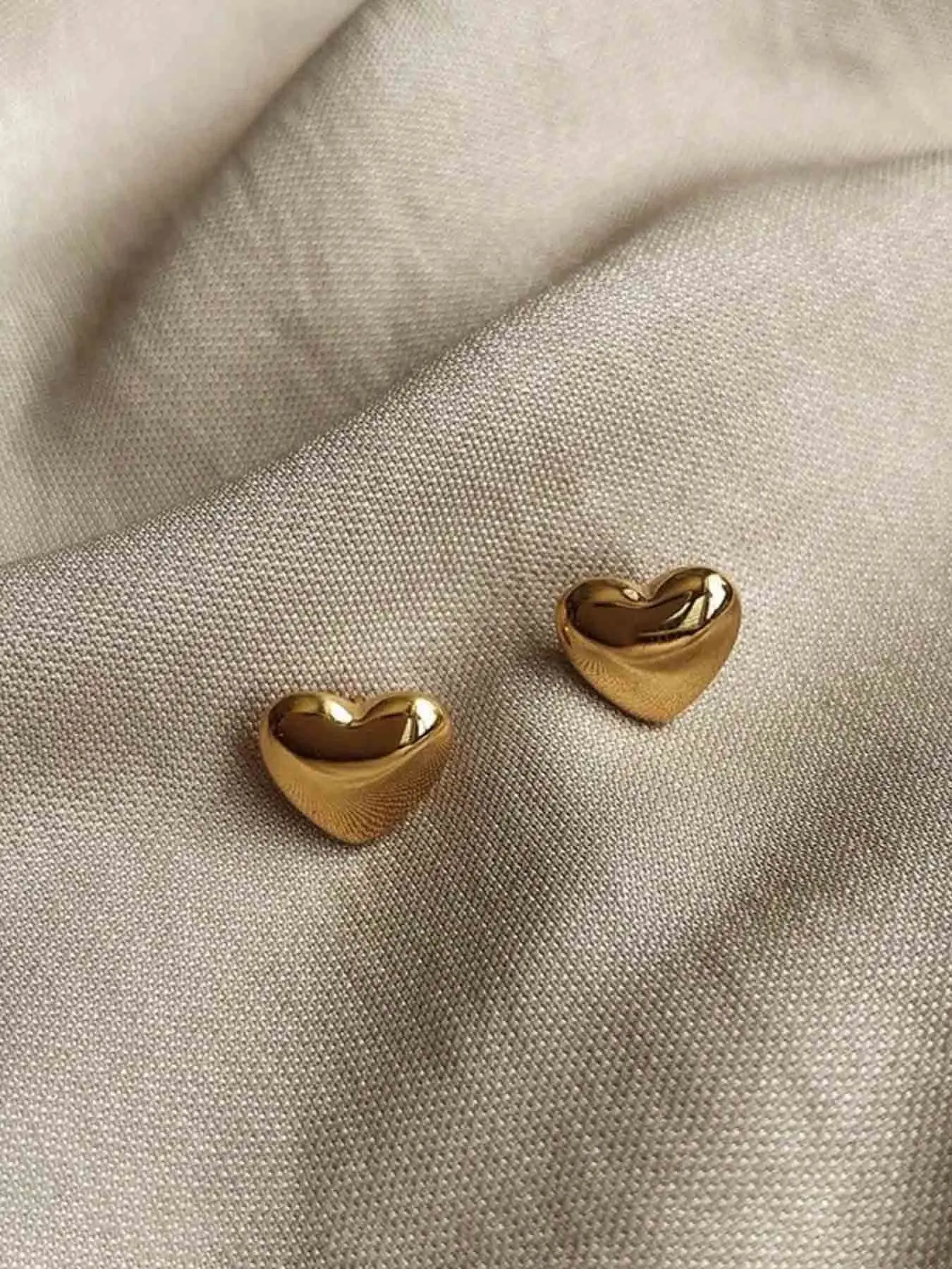 Elegant Stainless Steel Mini Heart Shape Earrings, Simple Design for Women, Dainty Earrings, Perfect for Daily Commute, Daily Wear, Versatile and Stylish Ear Studs, Heart Shaped Earring, Earrings Jewelry