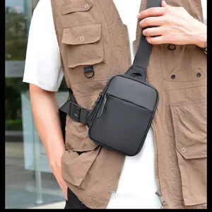 Simple and classic mini one-shoulder portable crossbody bag, practical shoulder  small and versatile daily travel small backpack, trendy and casual contrasting color chest bag, suitable for daily travel, shopping, etc. Zipper Fanny Pack