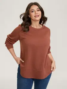 【Minimalist】Bloomchic Textured Curvy Hem Round Neck Sweatshirt in Rust Long Sleeve Loose Fit Medium Stretch Leisure Style Womenswear Crewneck Tops