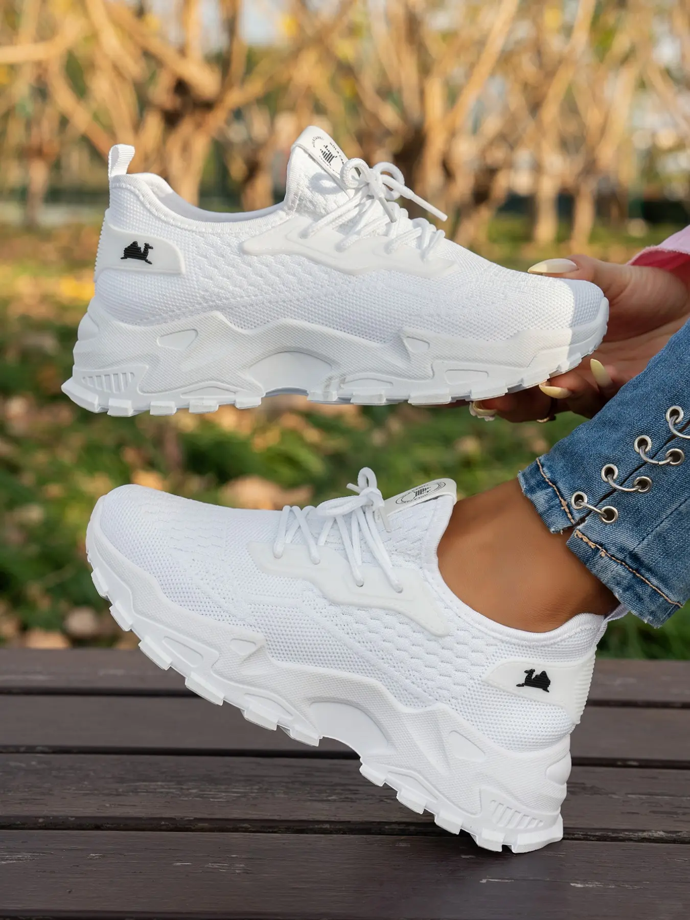 Women's Breathable Knit Lace-Up Sneakers, Fashion Sneakers, Sports Shoes - Chunky Sole Casual Trainers for Streetwear, Daily Wear and Outdoor Activities, Runner Chunky Sneaker