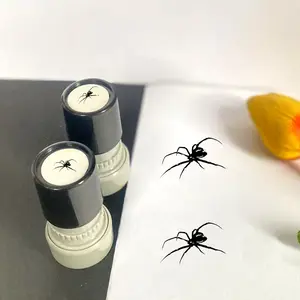 Realistic Spider Stamp, Fun Prank Insect Light-Sensitive Rubber Stamp, Classroom Activity Stress Relief Journal Stamp, Ink Print