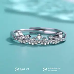 Elegant Crown Moissanite Ring S925 0.3 CT - Round Cut - Lore Jewelry