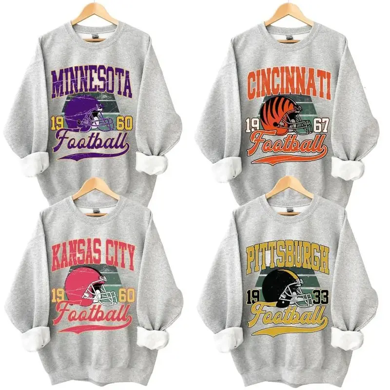 32 Team Football Unisex Sweatshirt, Gildan 18000 Unisex Crewneck Sport Classic Sweatshirt All Teams Football, Sport Grey Menswear Sport