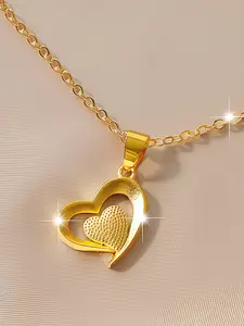 Double-Layer Heart-Shaped Necklace, Adjustable Jewelry Design, Copper Plated Women's Necklace, Perfect Gift for Friends & Valentines, Heart Pendant Necklace