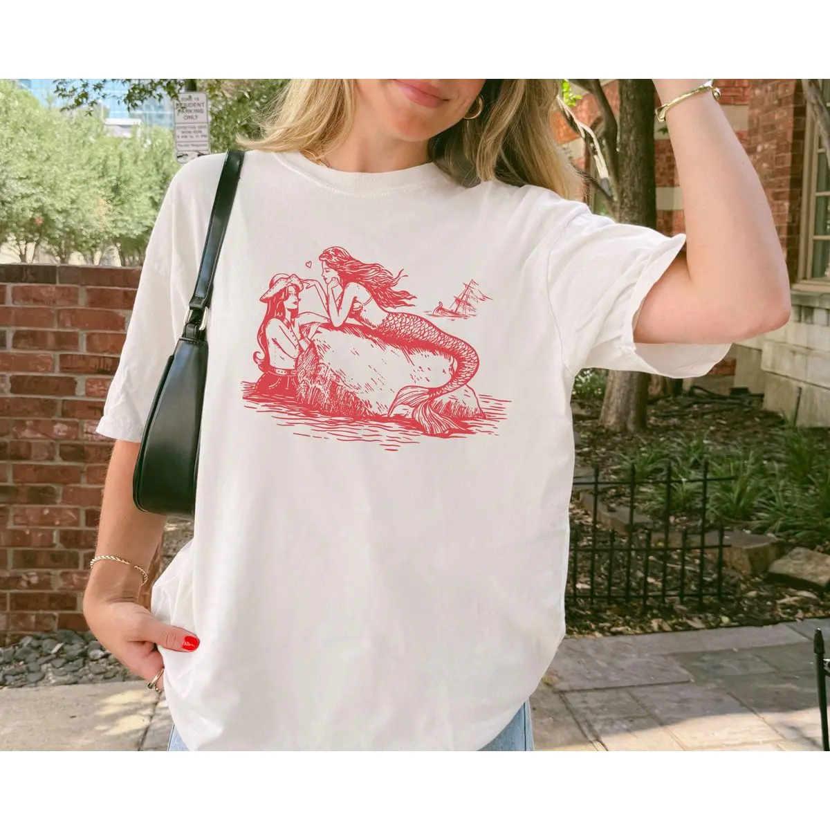 Comfort Colors Sapphic Lesbian Shirt, Pride Month Lgbt Womens Outfit, Lesbian Love Sapphic Art, Coming Out Gift, Unisex Short Sleeve Tee, Casual Clothing