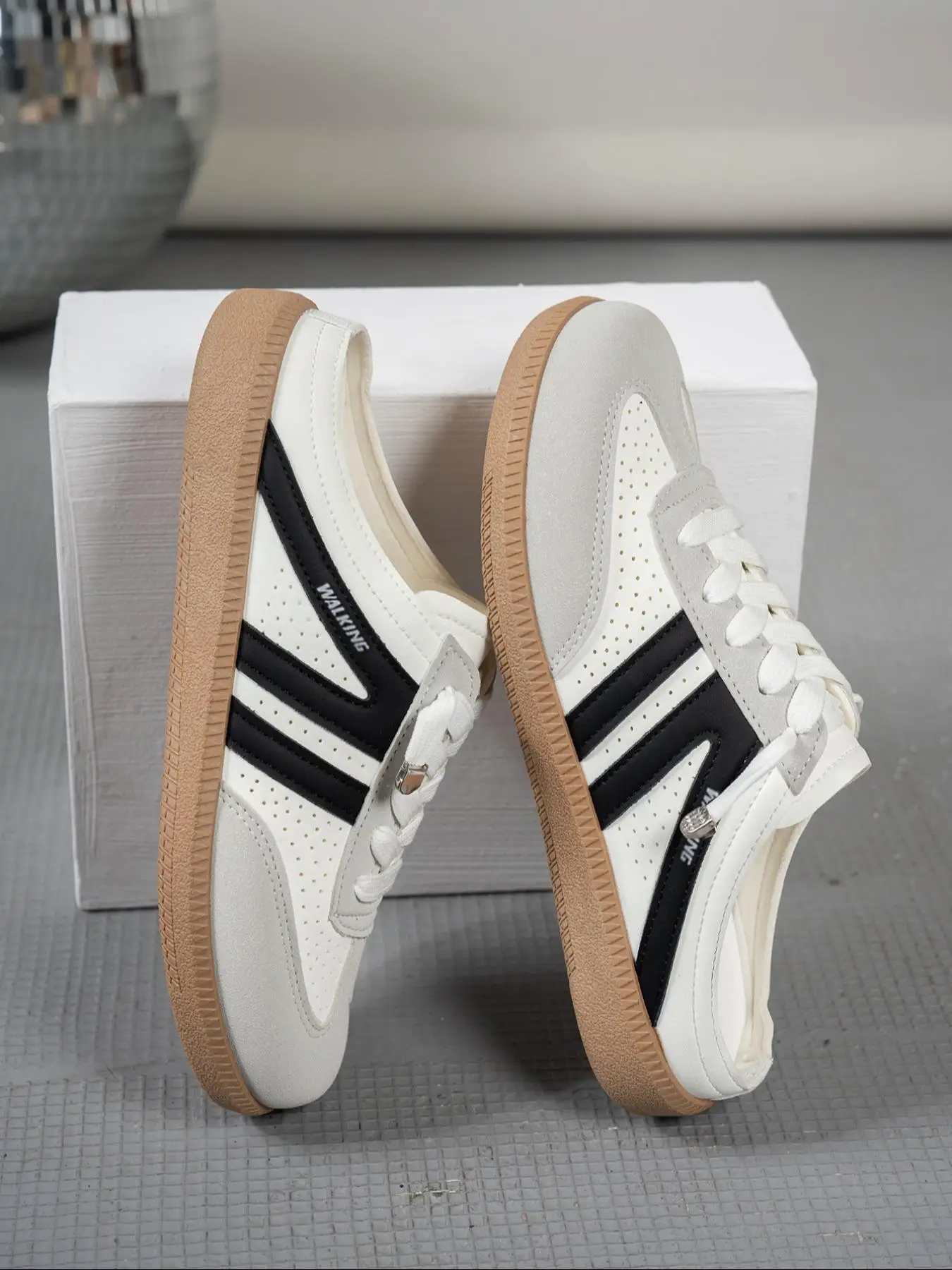 Women's Fashionable Lace Up Casual Shoes, Trending Shoes, Workout Sneakers, Shoes For Summer, Female All-match Round Toe Shoes for Daily Wear