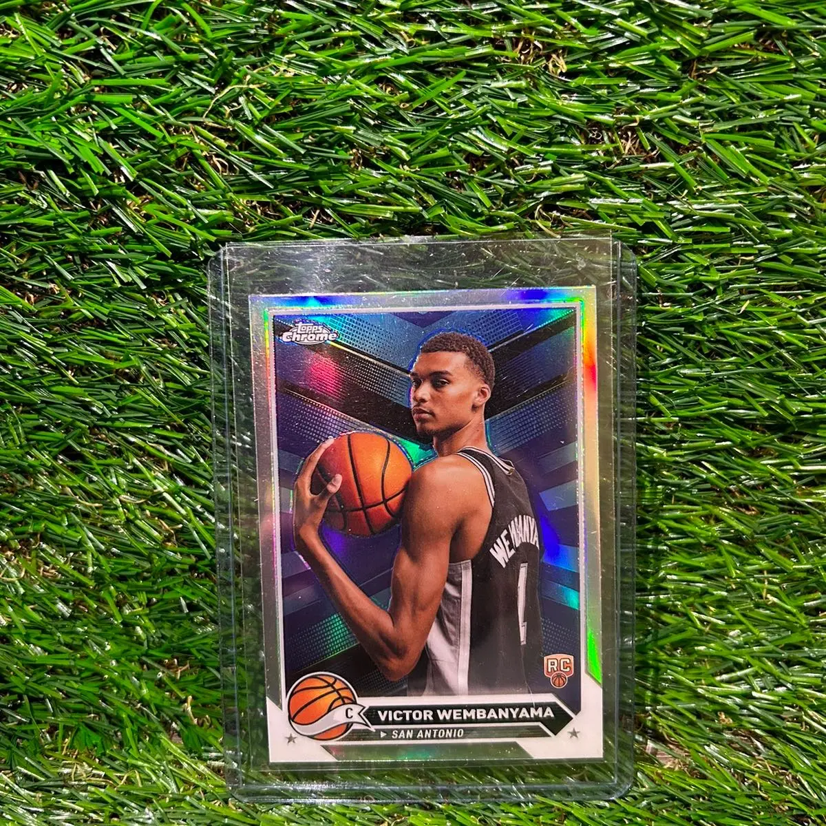 2023-24 Topps Chrome Victor Wembanyama #1 Silver Refractor Rookie RC Spurs - Sports Trading Cards