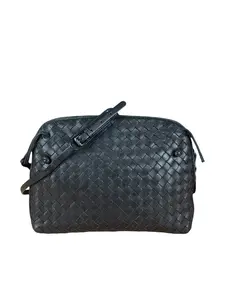Pre-owned n a Shoulder Bags Bottega Veneta Vintage Black Intrecciato Crossbody Bag