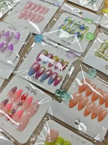 Hayley(9670)gc.$39.99 get 28 sets pretty nails