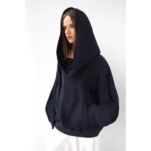 SLOUCHY OVERSIZED HOODIE
