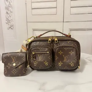 Pre-owned Louis Vuitton Leather Shoulder Bags Monogram Utility Crossbody