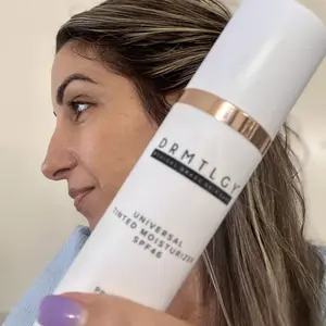 Product Review of DRMTLGY Universal Tinted Moisturizer SPF 46 - 1.7 fl oz Hydrate Skincare Hydrate Skincare Sunscreen Hyaluronic from M**e