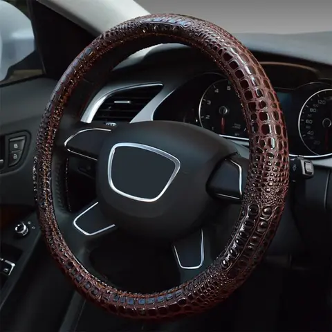 Crocodile Grain Leather Four Seasons Universal  Steering Wheel Cover  Cute Handle Case for Men Auto Interior Accessories, Brown