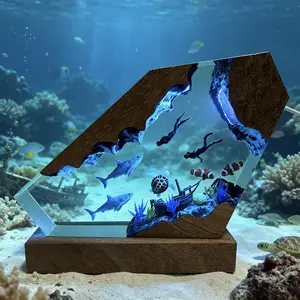 Shark Ocean Resin Lamp Handmade Scuba Diver Resin Night Light USB Powered Table Lamp with Wooden Base, 3D Miniature Scene Desk Decor Ornament, Diving Enthusiast Collection Home Office Bar Decoration Best Beautiful Gifts for Girlfriend Family